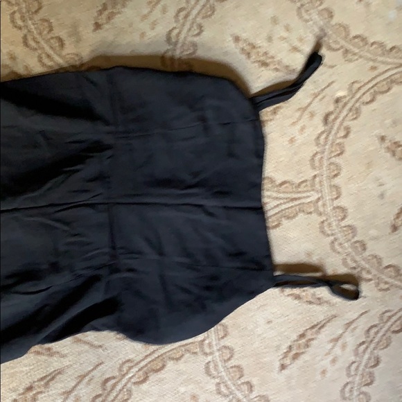 Simple black jumper - Picture 3 of 4